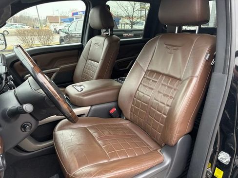Used 2021 Nissan Titan Platinum Reserve w/ Moonroof Package AWD/4WD image 22