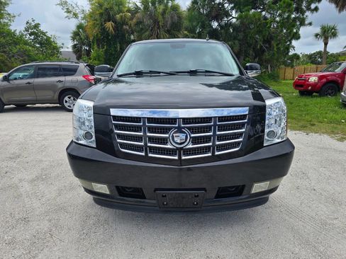 Used 2008 Cadillac Escalade Base AWD 4dr SUV image 3
