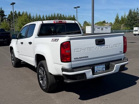 Used 2022 Chevrolet Colorado Z71 AWD/4WD image 5