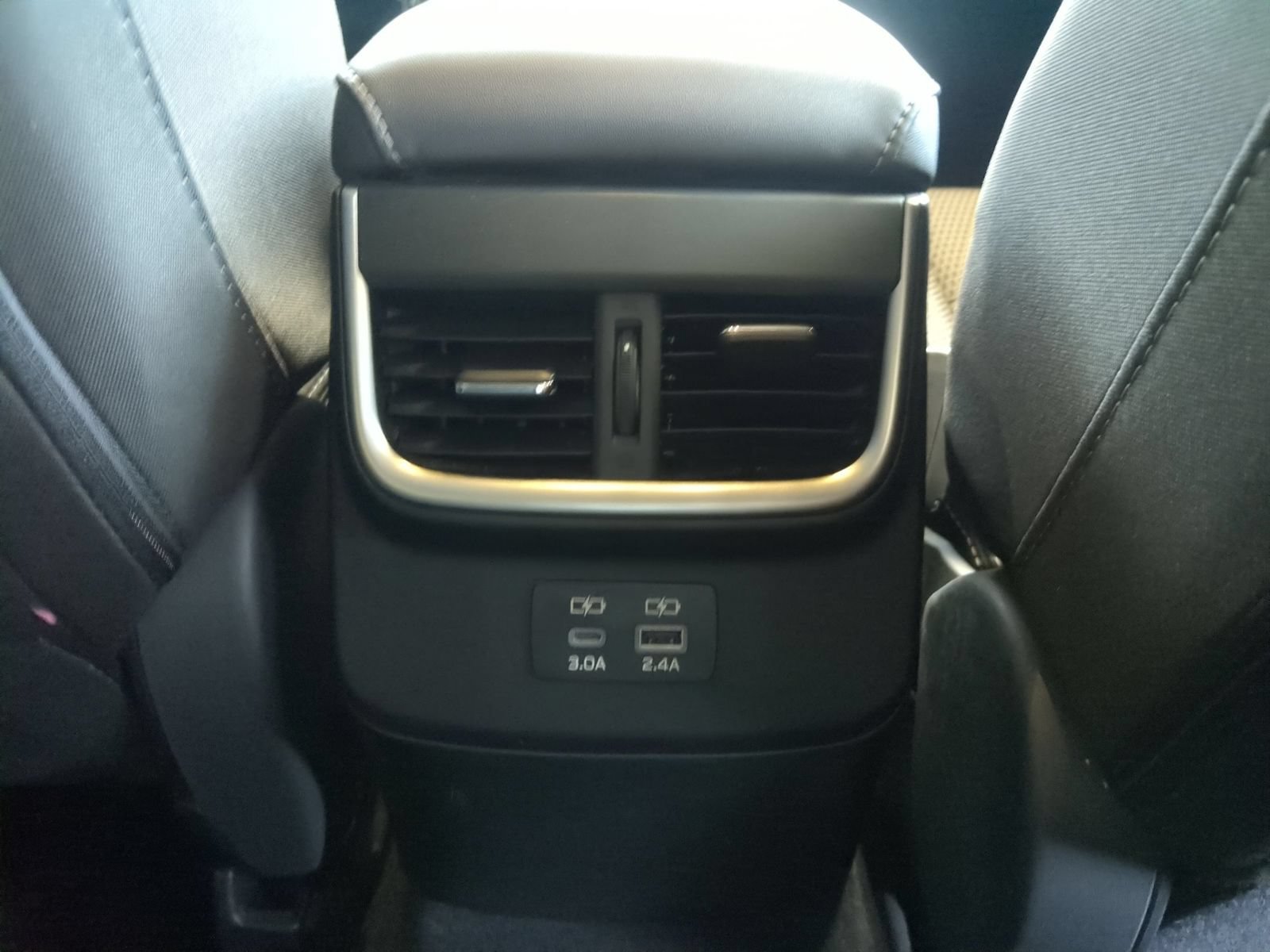Certified 2025 Subaru Outback Premium AWD/4WD image 25