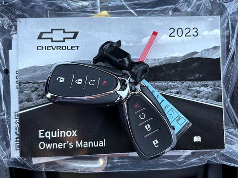 Used 2023 Chevrolet Equinox LS w/ LS Convenience Package image 29