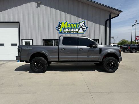 Used 2022 Ford F250 Lariat w/ Tremor Off-Road Package AWD/4WD image 7