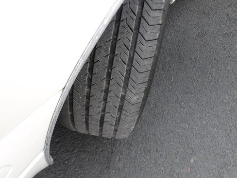 Used 2004 Buick Le Sabre Custom FWD image 21