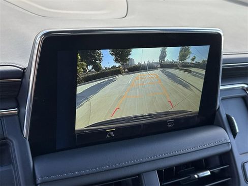 Used 2024 Chevrolet Suburban LT image 13