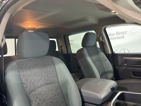 Used 2020 RAM 1500 Classic SLT w/ Luxury Group image 27