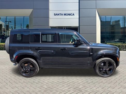 New 2026 Land Rover Defender 110 X-Dynamic SE AWD/4WD image 6