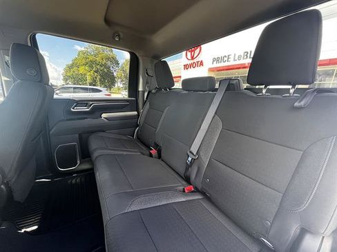 Used 2025 Chevrolet Silverado 2500 LT w/ Safety Package AWD/4WD image 10