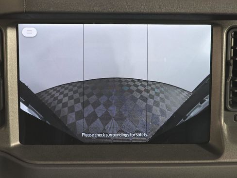 Used 2025 Ford Bronco Badlands image 44