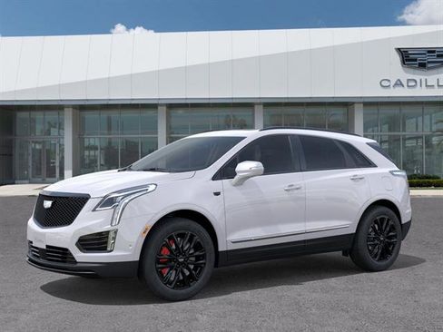 New 2026 Cadillac XT5 Sportv w/ LPO, Onyx Lite Package AWD/4WD image 3