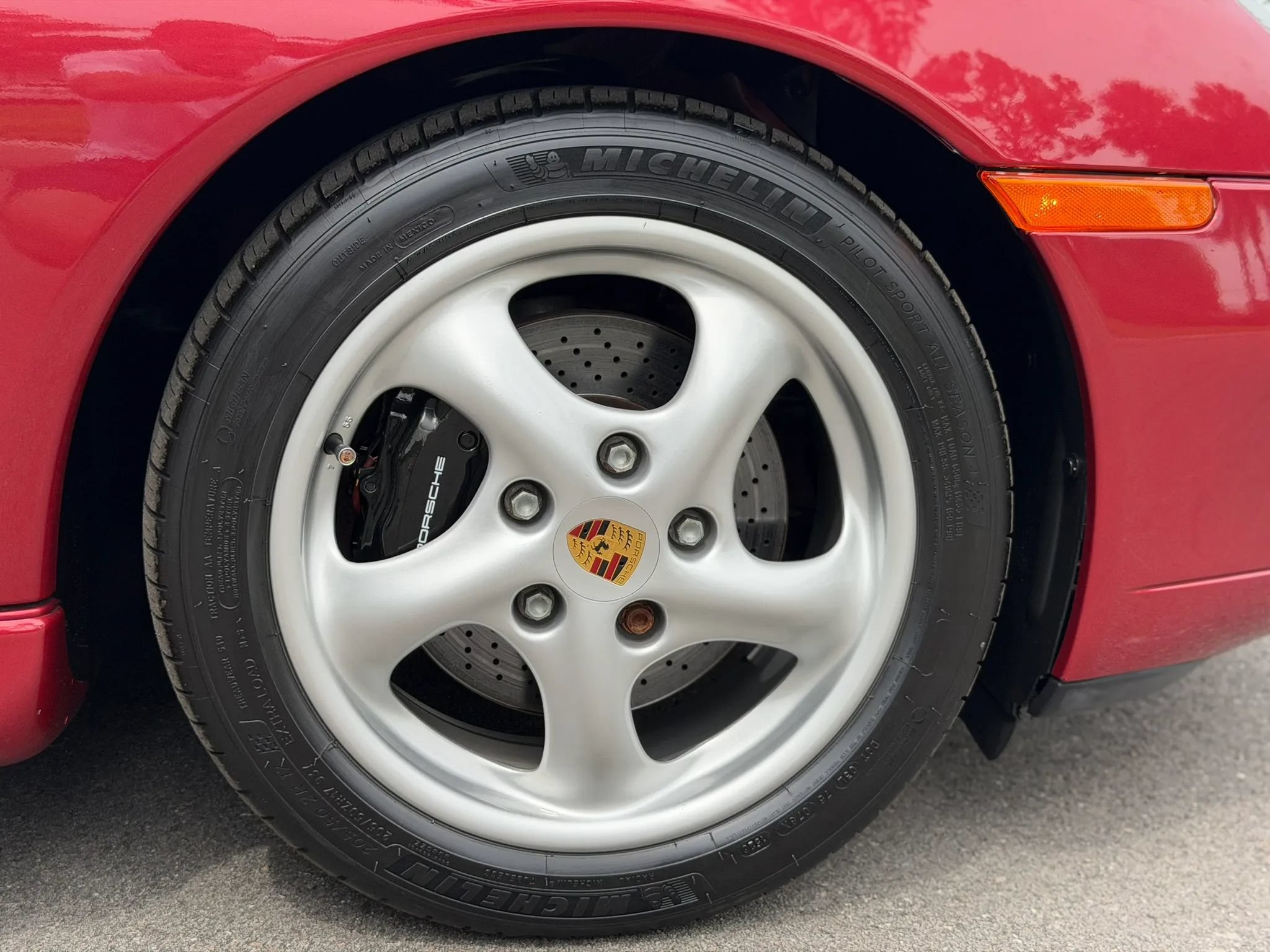 Used 2001 Porsche 911 Cabriolet image 80