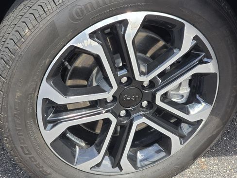 Used 2024 Jeep Compass Limited AWD/4WD image 16