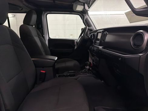 Used 2023 Jeep Wrangler Unlimited Sport AWD/4WD image 28
