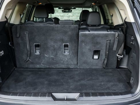 Used 2023 Subaru Ascent Limited w/ Technology Package image 18