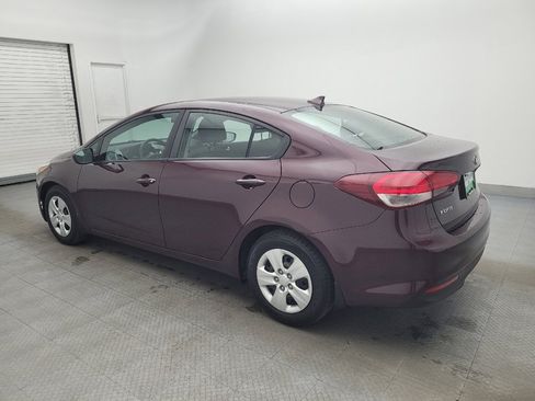 Used 2017 Kia Forte LX w/ LX Popular Package image 3