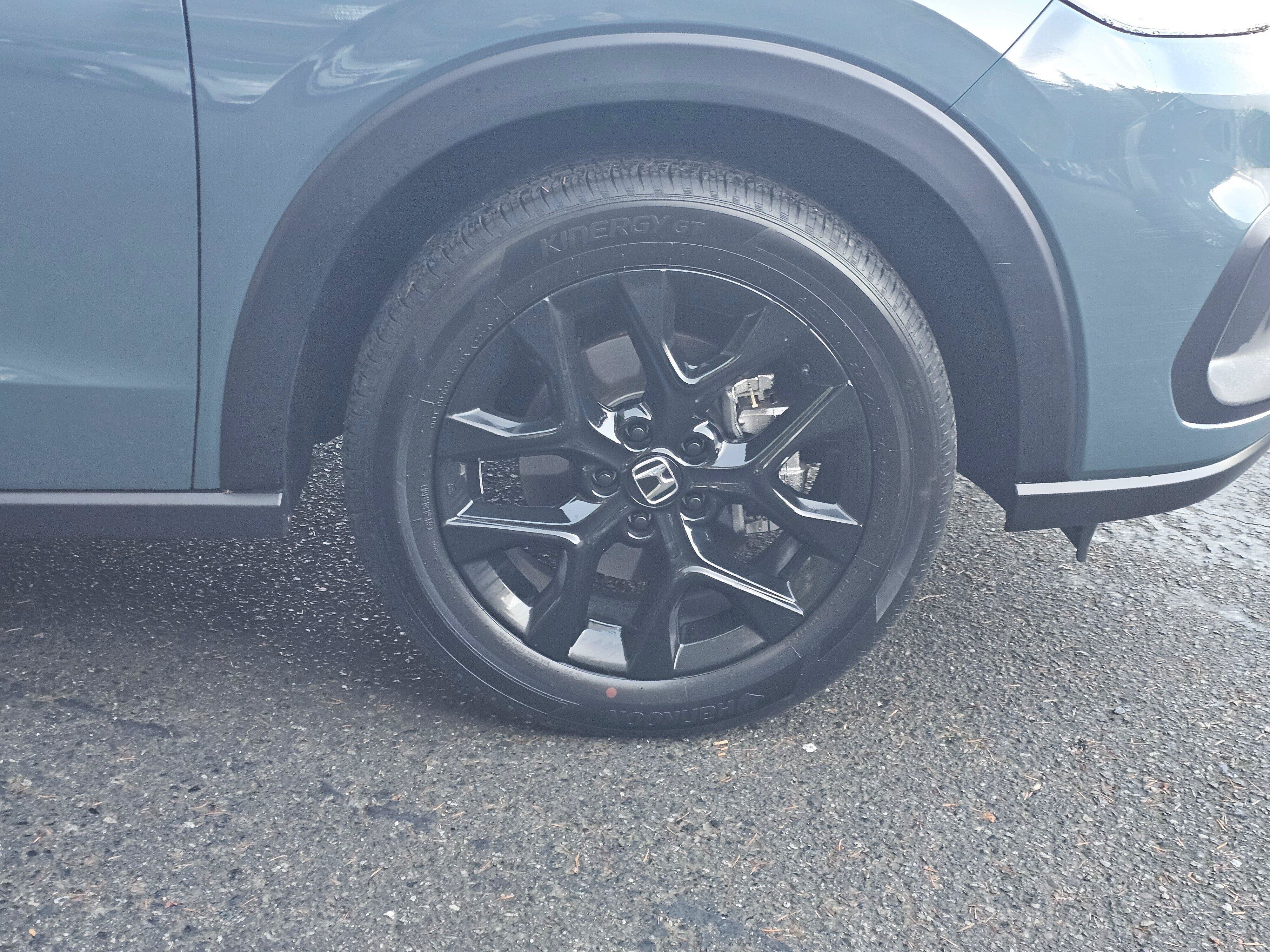 Certified 2025 Honda HR-V Sport image 9