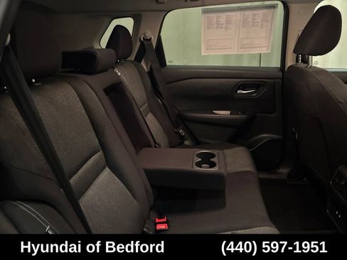 Used 2024 Nissan Rogue SV AWD/4WD image 24