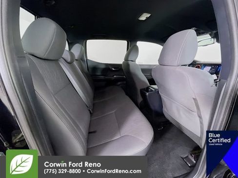 Used 2018 Toyota Tacoma TRD Off-Road AWD/4WD image 28