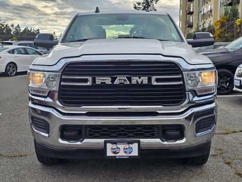 Used 2020 RAM 2500 Big Horn AWD/4WD image 3