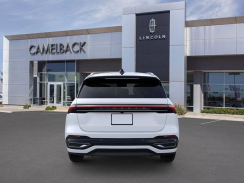 New 2026 Lincoln Nautilus Reserve image 5