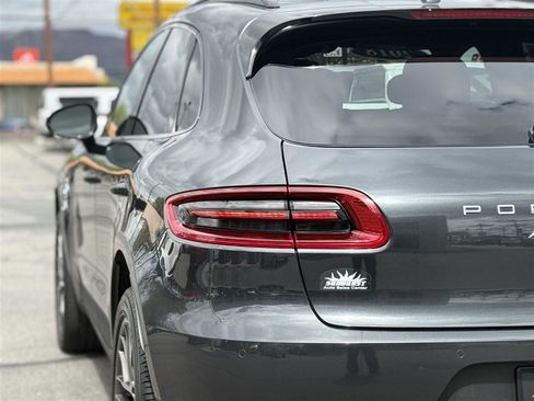 Used 2018 Porsche Macan S image 15