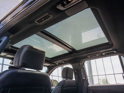 Used 2023 Ford Expedition Max Platinum AWD/4WD image 25