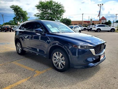 Used 2023 MAZDA CX-5 Signature AWD/4WD image 3