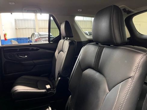 Used 2023 Honda Pilot EX-L image 18