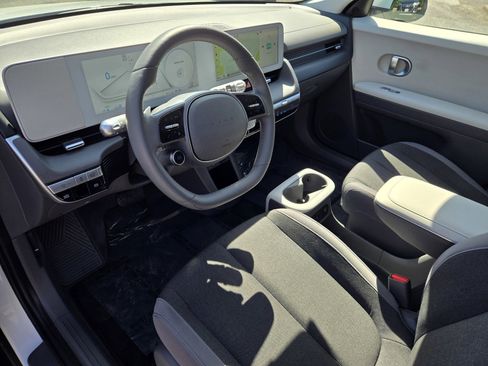 Used 2024 Hyundai Ioniq 5 SEL RWD image 10