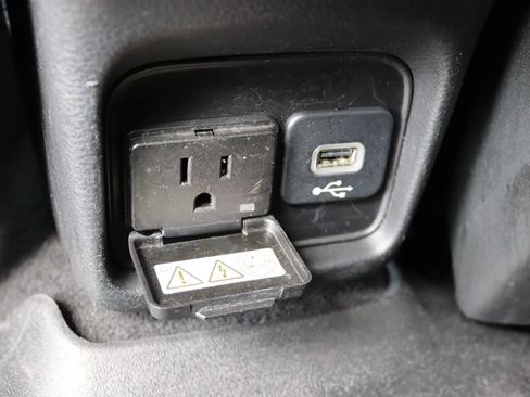 Used 2020 Jeep Compass Limited image 14