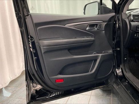 Used 2023 Honda Ridgeline RTL image 9