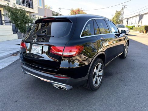 Used 2017 Mercedes-Benz GLC 300 image 4