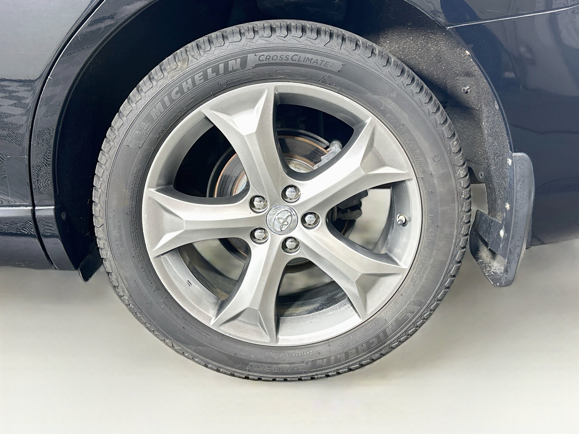 Used 2014 Toyota Venza Limited w/ Tow Prep Package AWD/4WD image 11