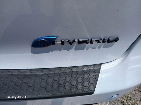 Used 2019 Chrysler Pacifica Limited w/ Advanced Safetytec Group FWD image 16
