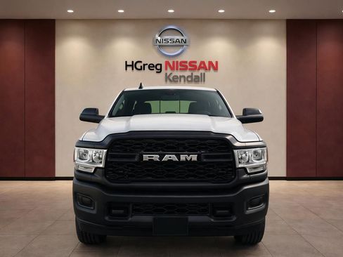 Used 2022 RAM 2500 Tradesman AWD/4WD image 5