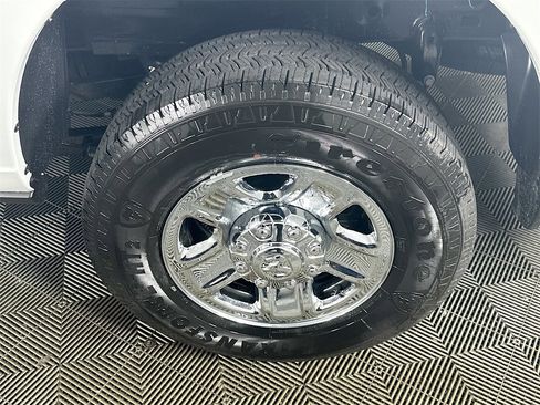 New 2026 RAM 2500 Tradesman w/ Chrome Appearance Group image 16