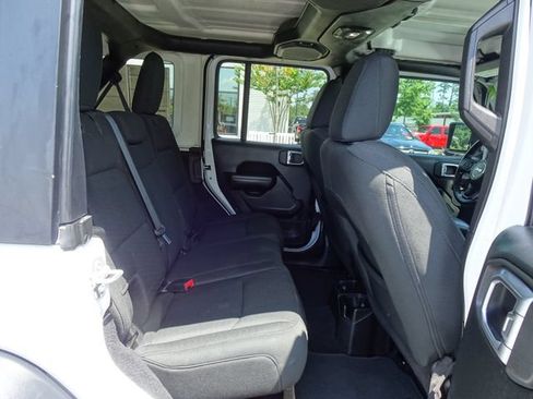 Used 2018 Jeep Wrangler Unlimited Sport S AWD/4WD image 17