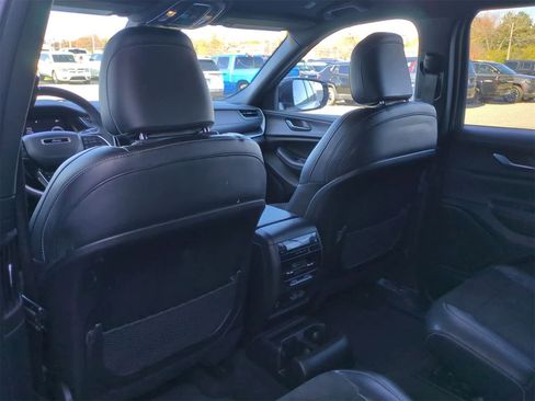 Certified 2023 Jeep Grand Cherokee L Laredo image 18