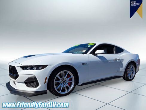 Certified 2025 Ford Mustang GT Premium RWD image 3