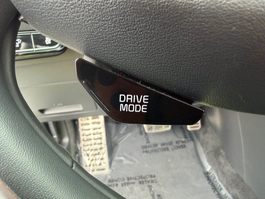 Used 2023 Kia Niro Wave w/ Wave Preserve Package FWD image 16