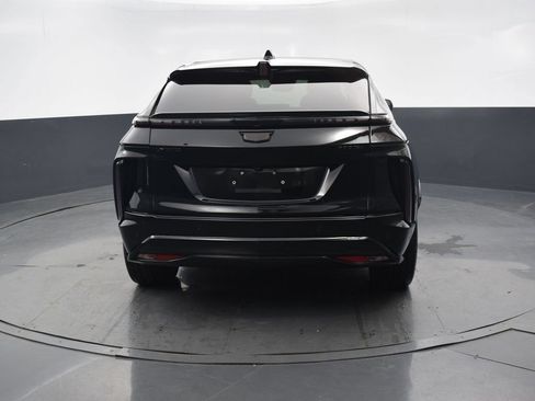Certified 2024 Cadillac Lyriq Luxury AWD/4WD image 5