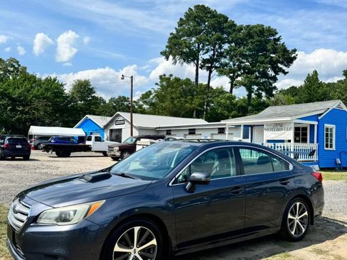 Used 2017 Subaru Legacy 2.5i Limited AWD/4WD image 5