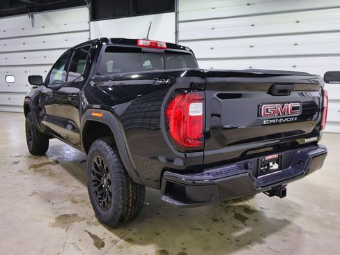 New 2026 GMC Canyon Elevation w/ Convenience Package image 24