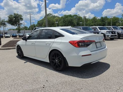 Used 2022 Honda Civic Sport image 6