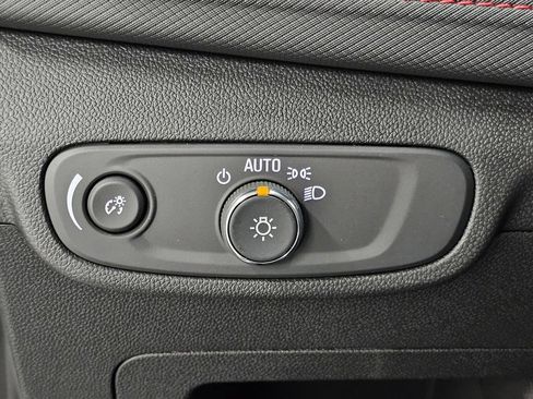 Used 2026 Chevrolet TrailBlazer RS w/ Convenience Package FWD image 34