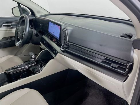 Used 2023 Kia Sportage EX FWD image 31