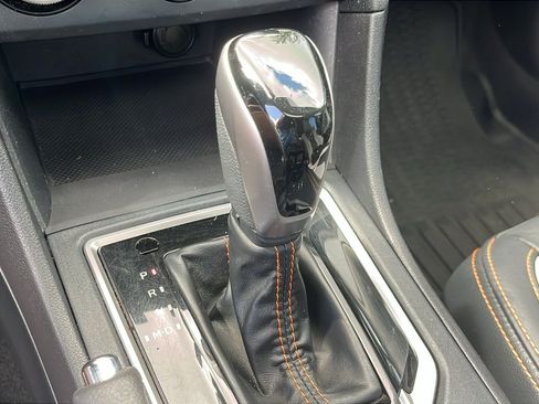Used 2018 Subaru Crosstrek 2.0i Limited AWD/4WD image 19
