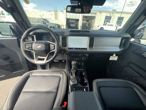 New 2026 Ford Bronco Outer Banks AWD/4WD image 23