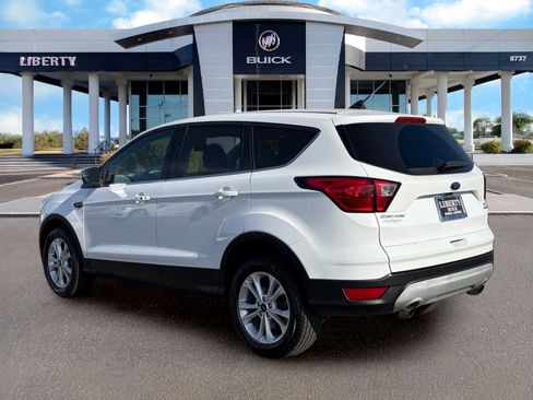 Used 2019 Ford Escape SE AWD/4WD image 6
