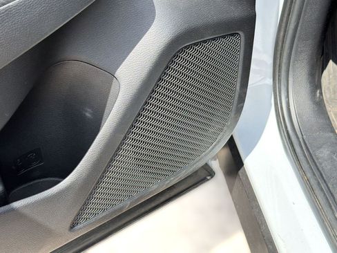 Used 2023 Mitsubishi Outlander SEL image 26