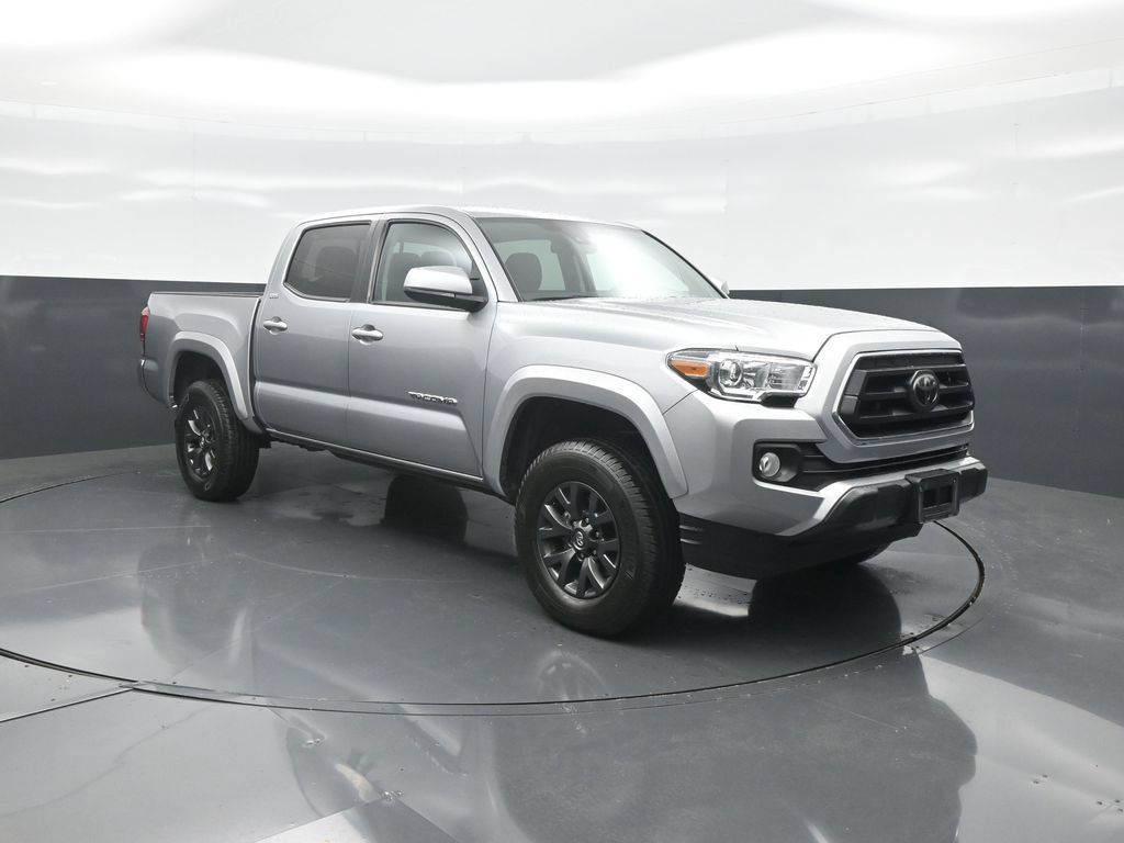Used 2023 Toyota Tacoma SR5 AWD/4WD image 1